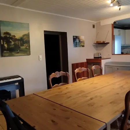بيت للعطل Maison Familiale 10 Pers Avec Jardin Et Parking A Saint-georges D'oleron - Fr-1-778-31 سا جورج دوليه