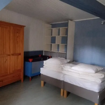 Maison Familiale 10 Pers Avec Jardin Et Parking A Saint-georges D'oleron - Fr-1-778-31 * سا جورج دوليه