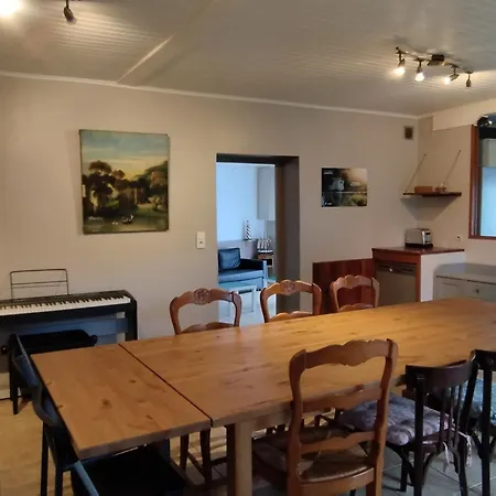 Maison Familiale 10 Pers Avec Jardin Et Parking A Saint-georges D'oleron - Fr-1-778-31 Holiday home